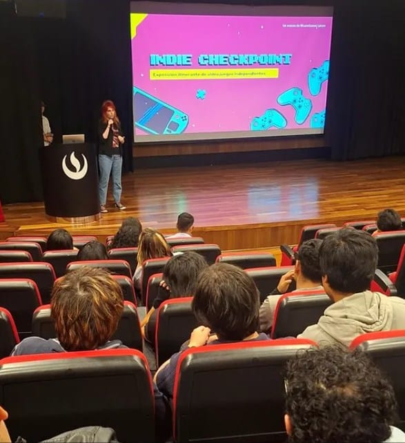 W Love Games en el escenario de Nexo GameDev Perú